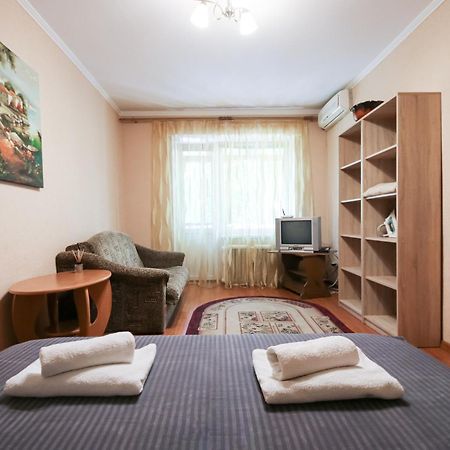 Апартаменти Неподалік Трц Гулівер, М. Палац Спорту Κίεβο Εξωτερικό φωτογραφία
